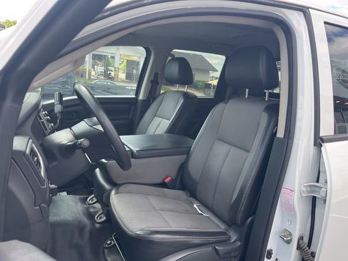 Used 2017 Nissan Titan S RWD image 21