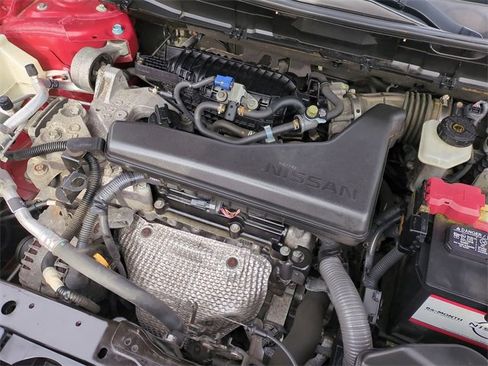 Used 2016 Nissan Rogue SV image 29