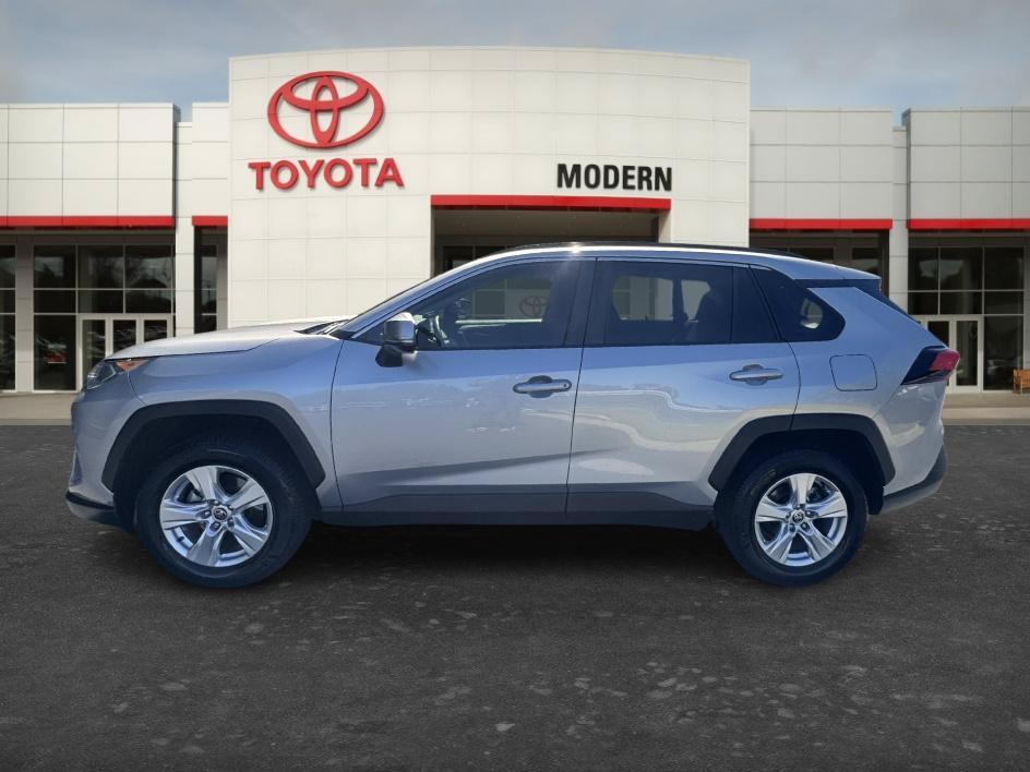 Certified 2021 Toyota RAV4 XLE w/ Convenience Package FWD image 8