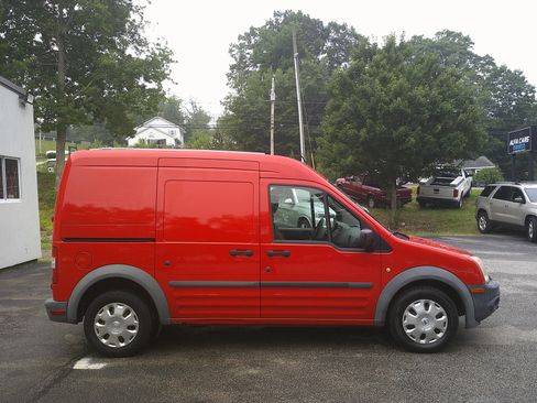 Used 2013 Ford Transit Connect XL FWD image 4