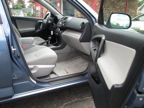 Used 2012 Toyota RAV4 4WD w/ Upgrade Value Pkg image 21