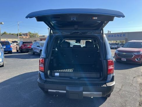 Certified 2025 Toyota Land Cruiser image 33