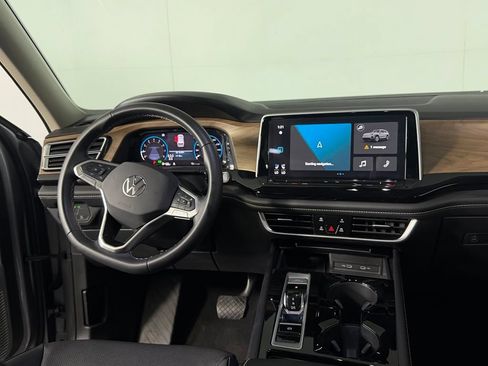Used 2026 Volkswagen Atlas SE AWD/4WD image 15