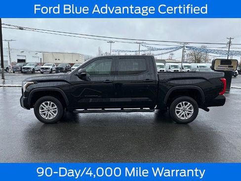 Used 2023 Toyota Tundra SR5 w/ SR5 Convenience Package image 4