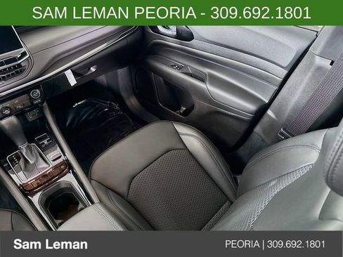 New 2026 Jeep Compass Latitude AWD/4WD image 22