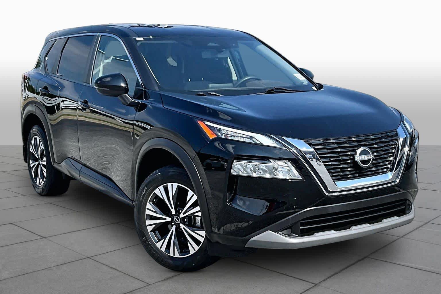 Used 2023 Nissan Rogue SV FWD image 3