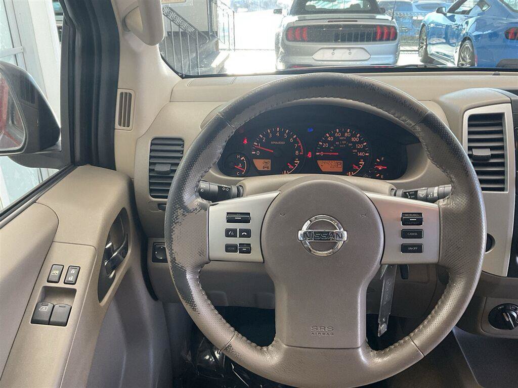 Used 2016 Nissan Frontier SV w/ SV Value Truck Package AWD/4WD image 22