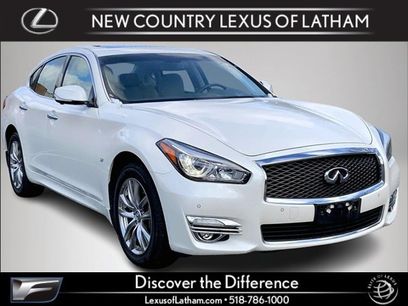 Used 2019 INFINITI Q70 Luxe