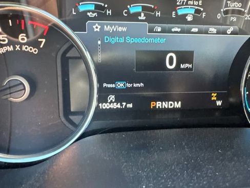 Used 2018 Ford F150 Lariat w/ Equipment Group 502A Luxury AWD/4WD image 14