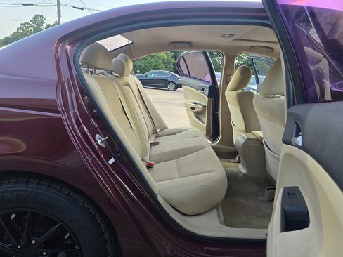 Used 2012 Honda Accord LX image 23