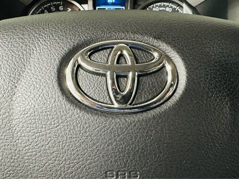 Certified 2021 Toyota Tacoma SR5 image 16