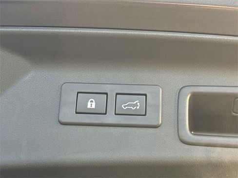 Certified 2025 Subaru Forester Touring w/ Touring Package image 16