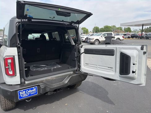 New 2026 Ford Bronco Outer Banks AWD/4WD image 13