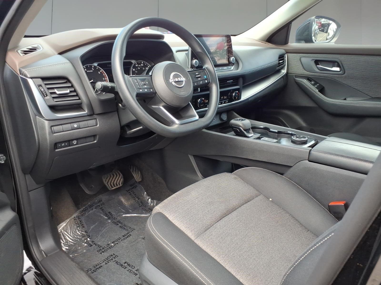 Used 2023 Nissan Rogue SV AWD/4WD image 10