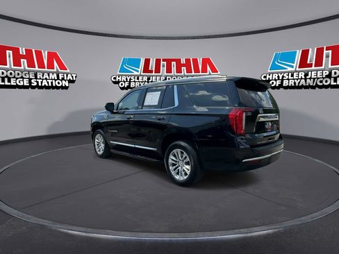 Used 2023 GMC Yukon SLT AWD/4WD image 6
