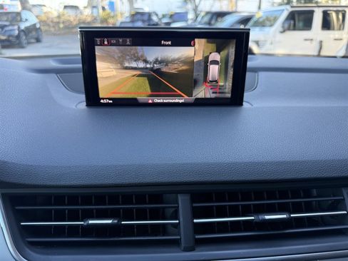 Used 2017 Audi Q7 3.0T Prestige image 30