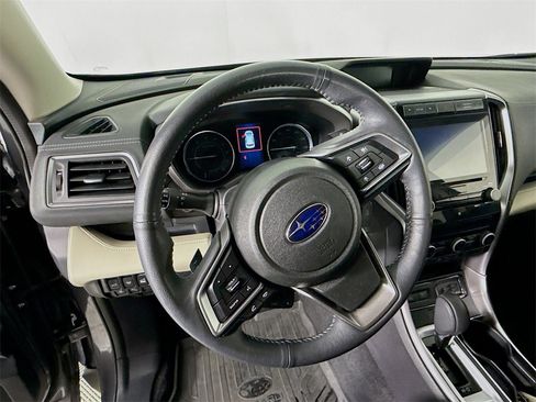 Used 2022 Subaru Ascent Limited w/ Technology Package image 12