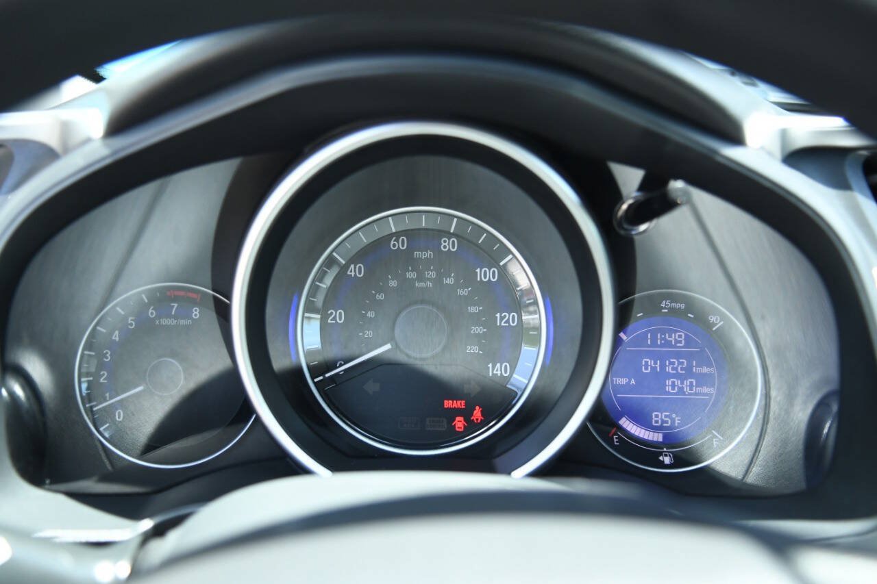 Used 2015 Honda Fit EX image 40