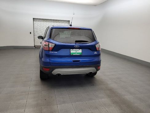 Used 2017 Ford Escape SE FWD image 6