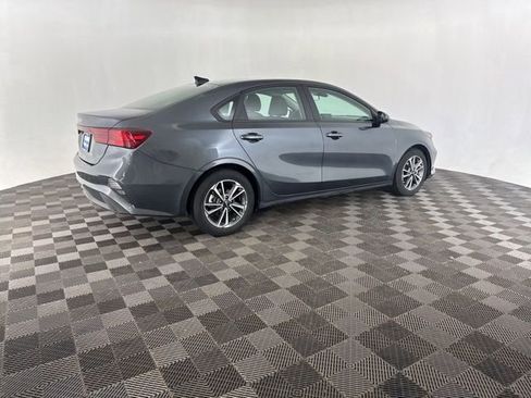 Used 2024 Kia Forte LXS image 8