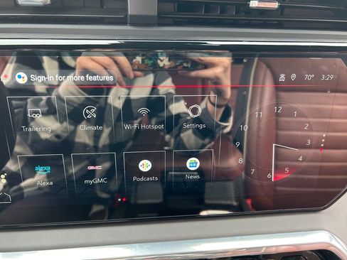 Used 2025 GMC Sierra 2500 Denali Ultimate image 36