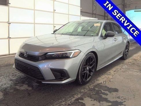 Used 2022 Honda Civic Sport image 3