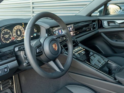 New 2026 Porsche Panamera 4 AWD/4WD image 4