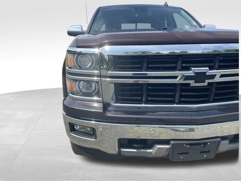 Used 2014 Chevrolet Silverado 1500 LTZ Z71 w/ LTZ Plus Package AWD/4WD image 19