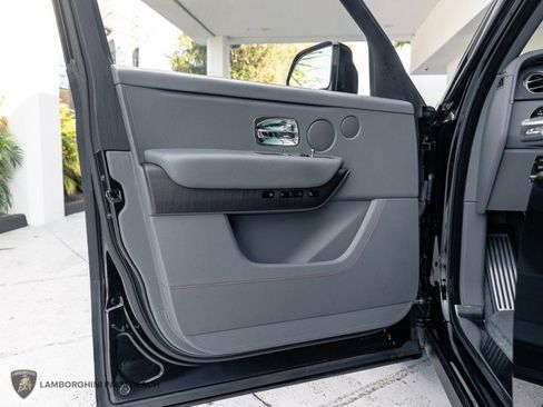 Used 2023 Rolls-Royce Cullinan image 29