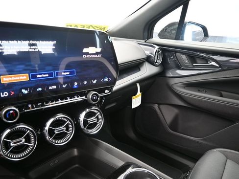 New 2026 Chevrolet Blazer EV LT image 20