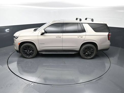 Used 2022 Chevrolet Tahoe LT w/ LT Signature Package AWD/4WD image 17