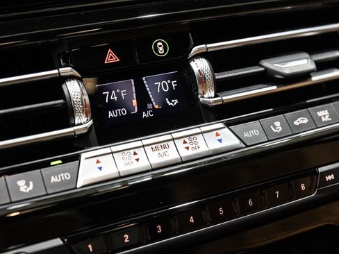 Used 2025 BMW M850i xDrive image 33