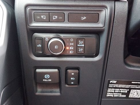 Used 2022 Ford F150 Lariat w/ FX4 Off-Road Package AWD/4WD image 24