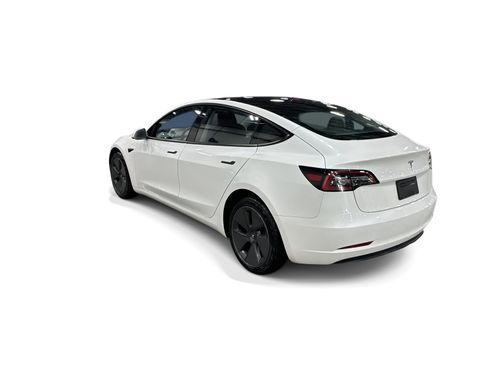Certified 2023 Tesla Model 3 Standard Range RWD image 4