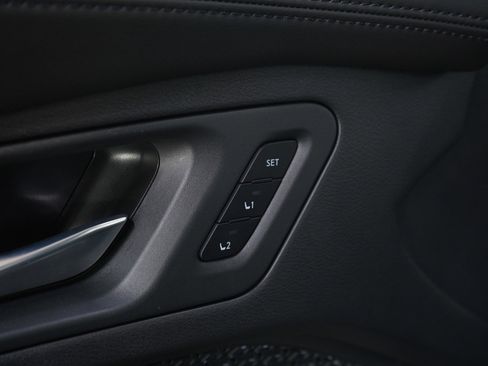 Used 2024 Nissan Ariya EVOLVE+ e-4ORCE image 24