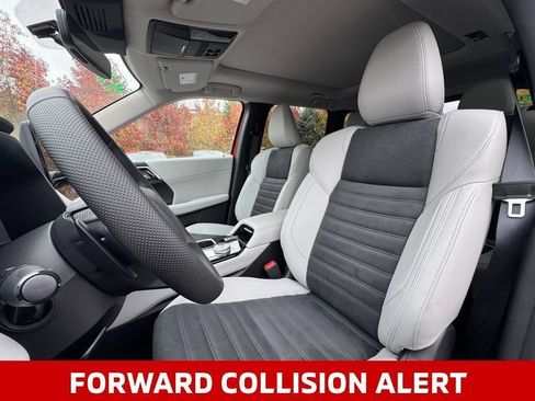 Used 2025 Mitsubishi Outlander SE AWD/4WD image 11