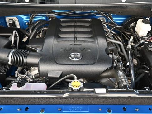 Used 2017 Toyota Tundra SR5 image 28