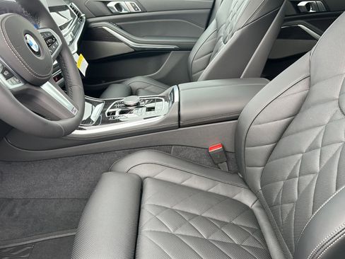 New 2026 BMW X5 xDrive40i w/ M Sport Package image 10