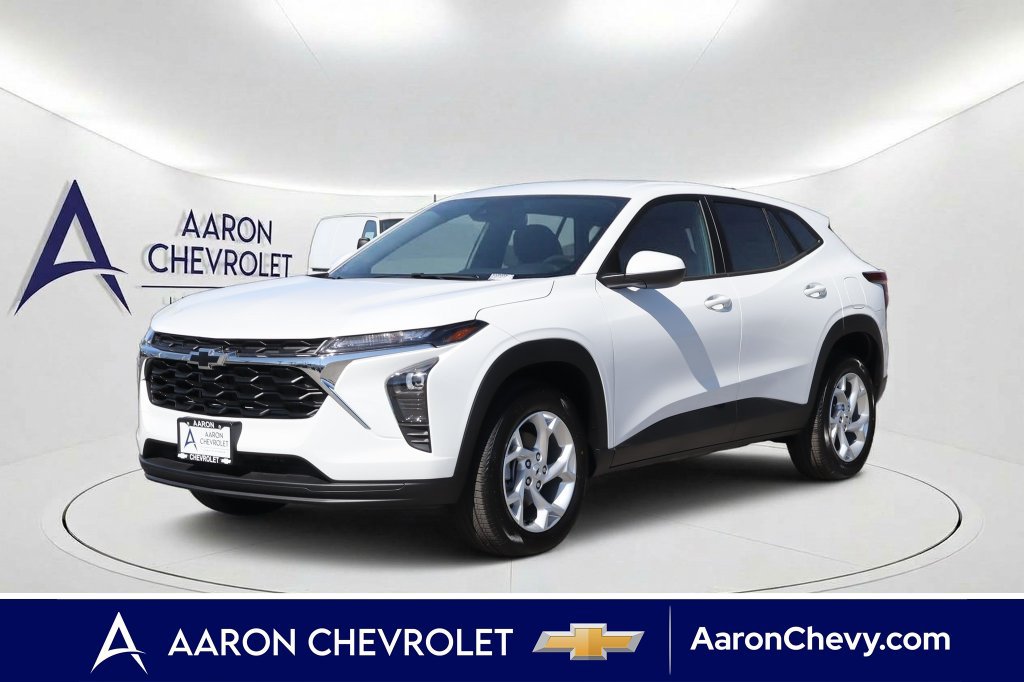 New 2026 Chevrolet Trax LS w/ LS Convenience Package FWD image 1