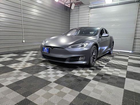 Used 2019 Tesla Model S Long Range image 43
