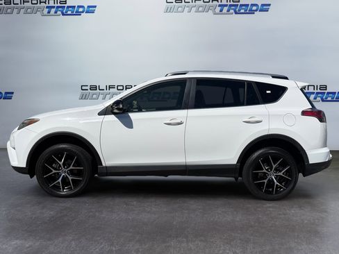 Used 2017 Toyota RAV4 SE FWD image 8