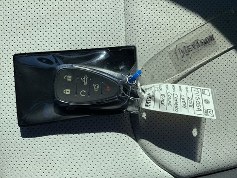 Used 2018 Chevrolet Camaro LT image 37