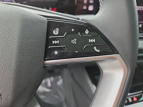 New 2026 Audi A6 Premium Plus AWD/4WD image 18