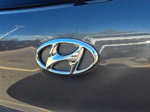 Used 2018 Hyundai Tucson Value AWD/4WD image 32