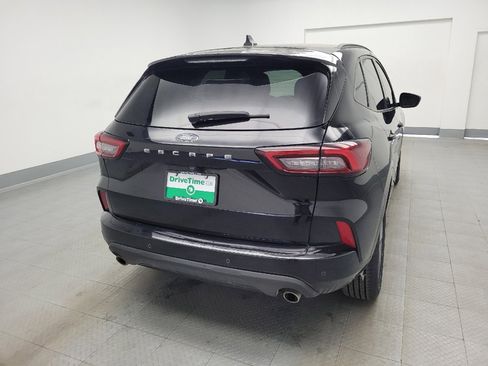 Used 2023 Ford Escape ST-Line FWD image 7