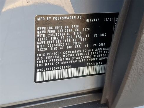 Certified 2021 Volkswagen ID.4 Pro S w/ Gradient Package image 38