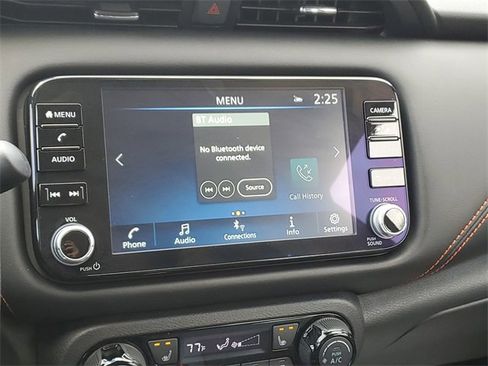 Certified 2024 Nissan Kicks SR w/ SR Premium Package image 17