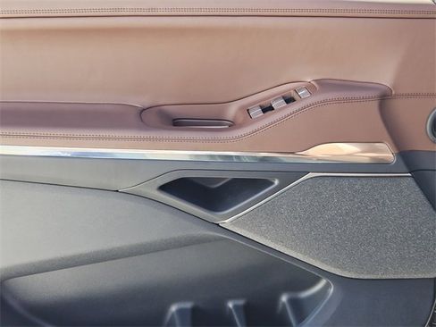 New 2025 Lincoln Navigator L Reserve image 21