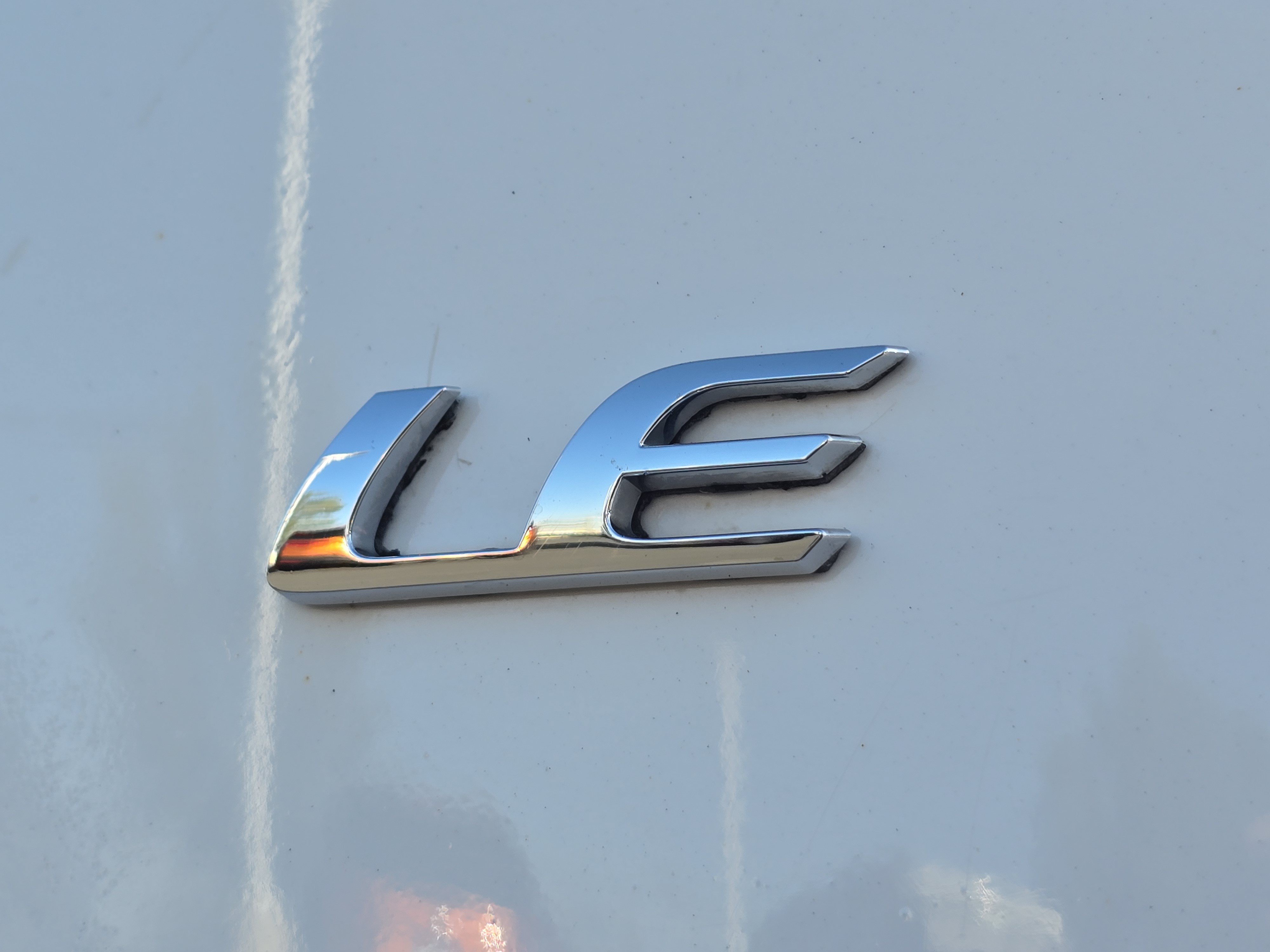 Used 2020 Toyota Corolla LE FWD image 26