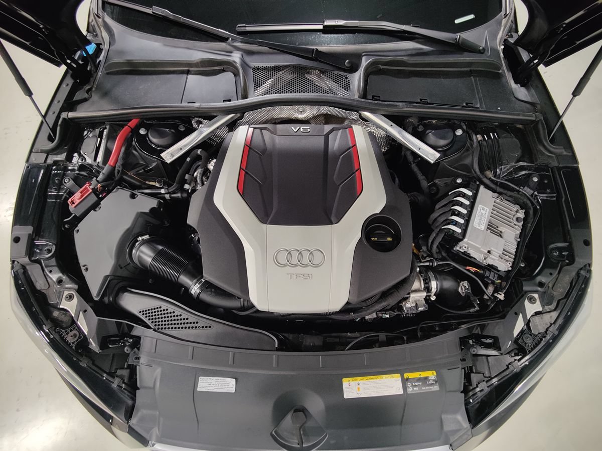 Used 2019 Audi S5 Premium Plus AWD/4WD image 4